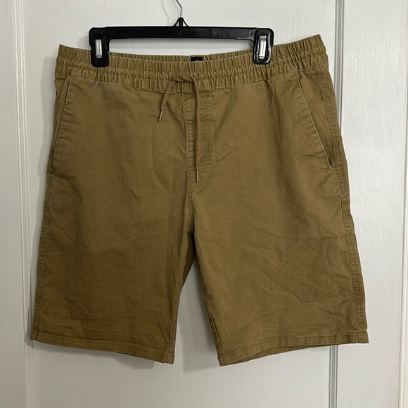 Volcom Khaki Drawstring Shorts Size Large - Picture 1 of 8